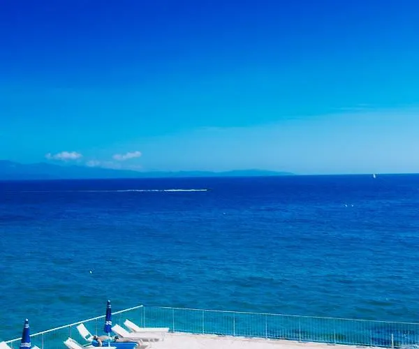 Hotel Cala Di Sole 3*